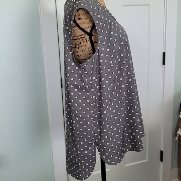 ***Merona  Grey Polyester Sleeveless Blouse XXL*** - Picture 2 of 12